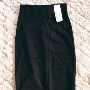 NWT || Nicole Miller - Ponte pencil skirt black